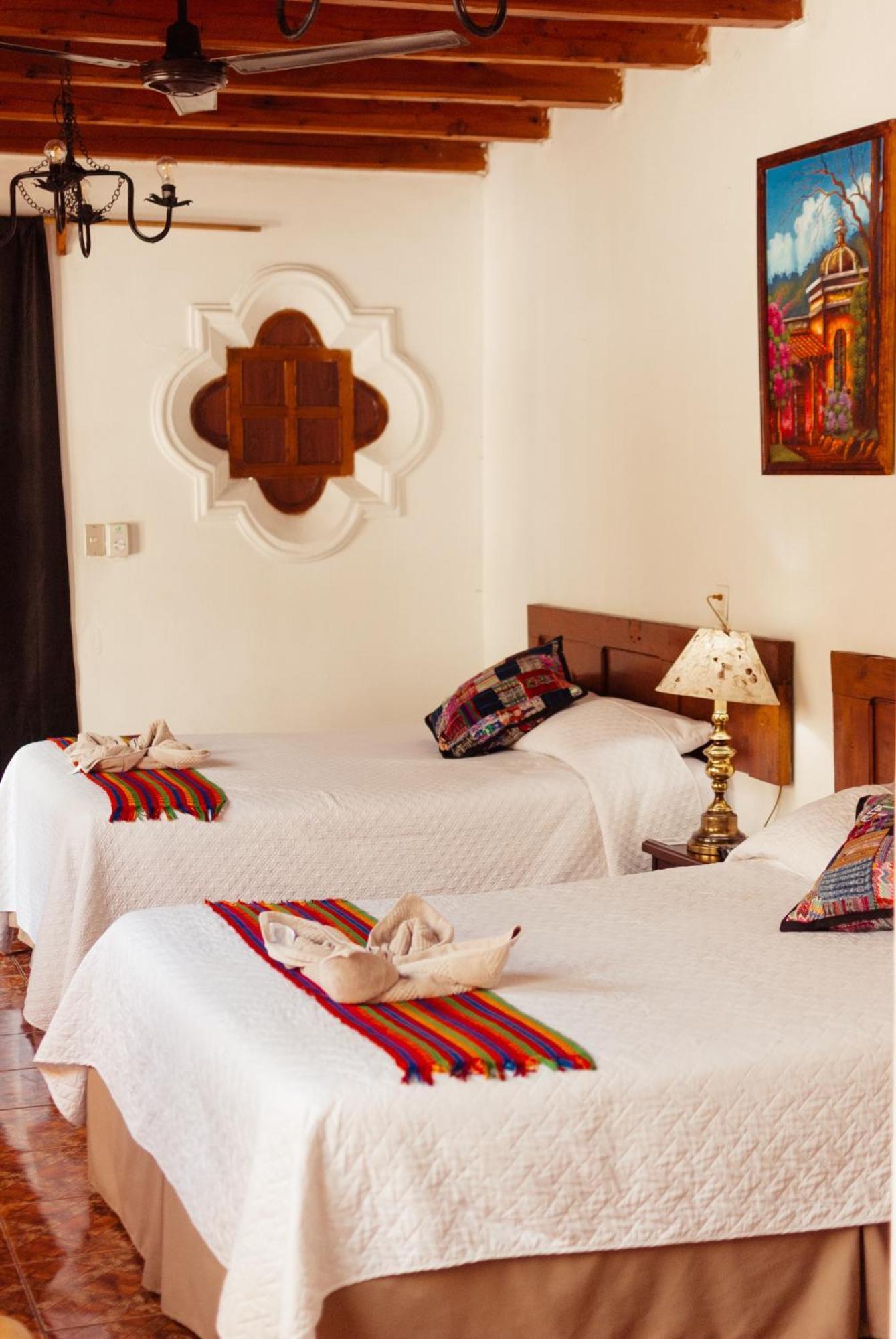 Hotel Gran Plaza Euromaya Антигуа-Гватемала Экстерьер фото