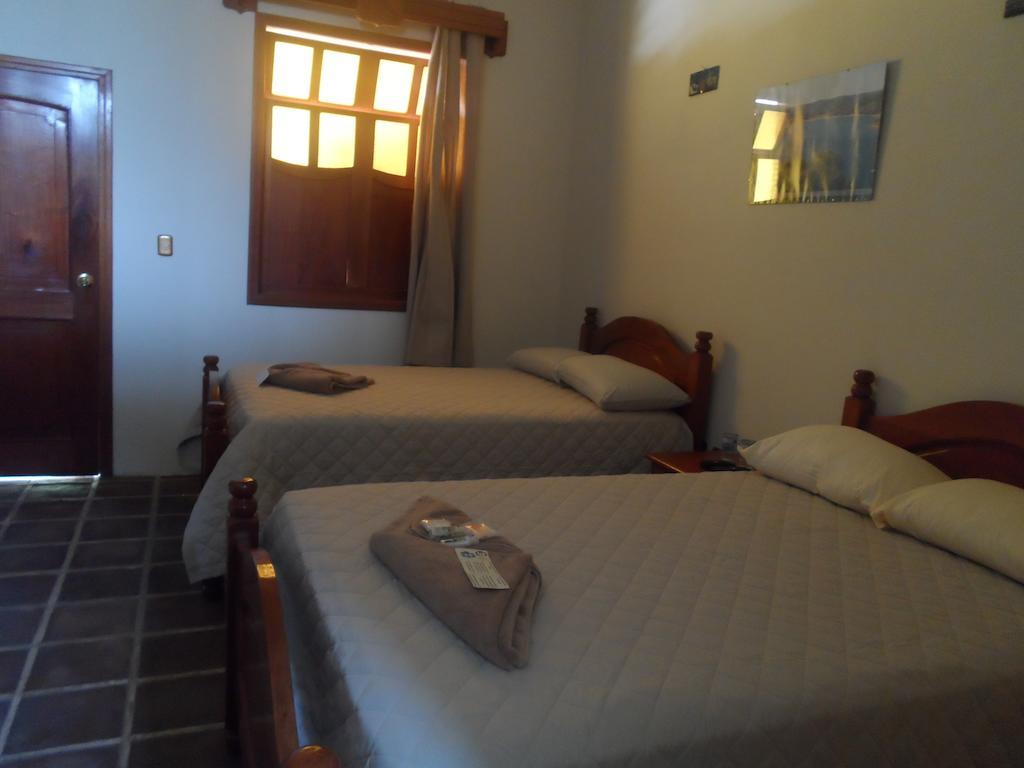 Hotel Gran Plaza Euromaya Антигуа-Гватемала Номер фото