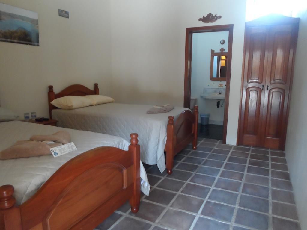 Hotel Gran Plaza Euromaya Антигуа-Гватемала Номер фото